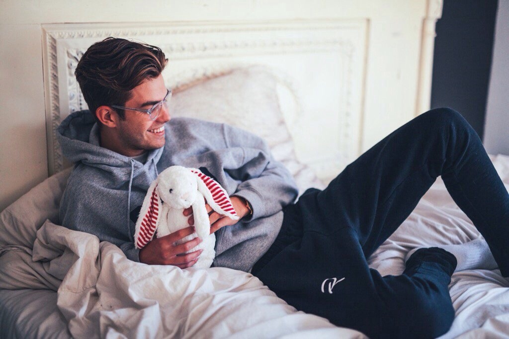 cuteboysandfeet:  cameron palatas 