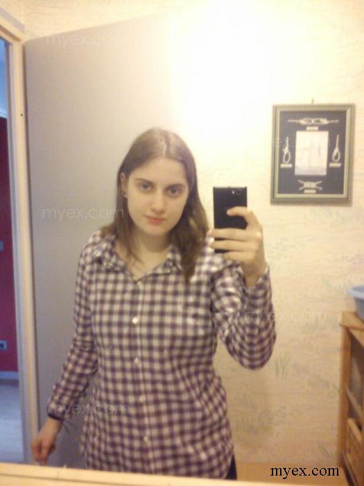 swutexpowsa7:  Mathilde Colaviti of Abilene, Canada