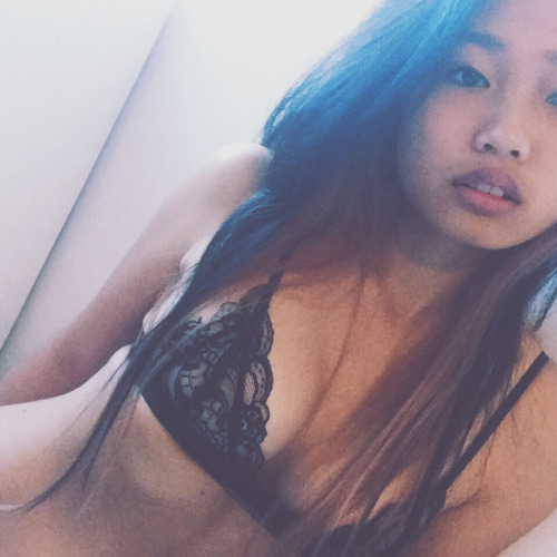 malayxsgboy:cute local chinese girl with amazing tits #xmm #sg #local