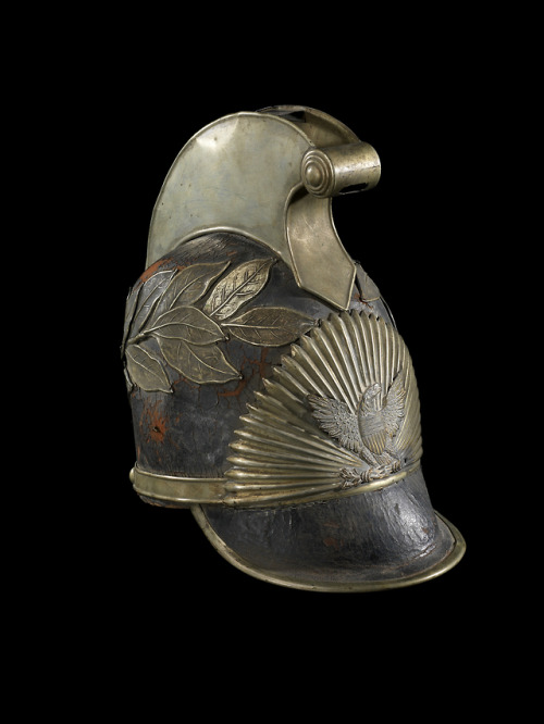 victoriansword:thecivilwarparlor:Dragoon Helmet, First Troop, Philadelphia City Cavalry, 1835 (missi