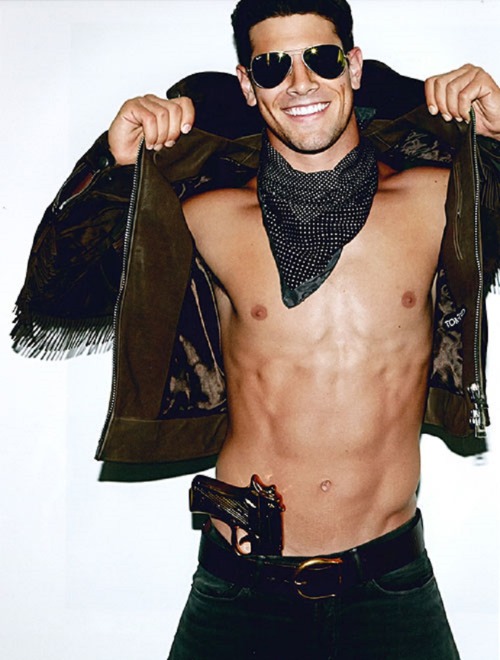 extra0rd1nary-belleza:  Frank Cammarata @ Chosen Model Management,Photographed by Milan Vukmirovic  http://extra0rd1nary-belleza.tumblr.com/