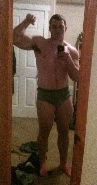 fuckyeahdaddies:  Loads of Daddies at Fuck Yeah Daddies.Click Here to Follow Fuck Yeah Daddies.