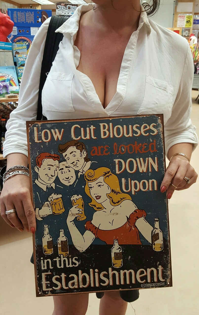 sassyass2525:  curiouswinekitten2:  @sassyass2525 Saw this, thought of you @curiouswinekitten2…(cause