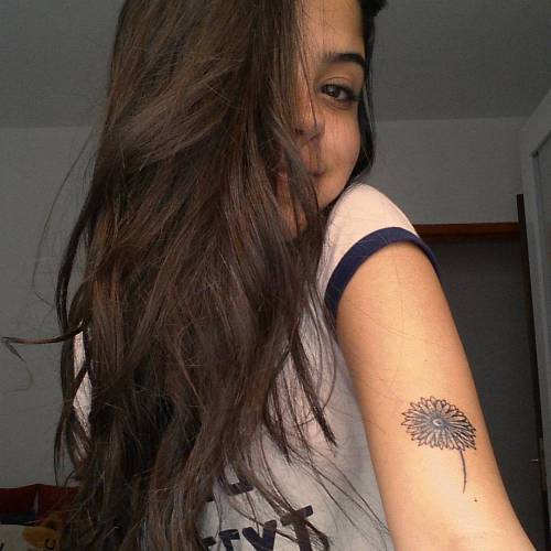 http://streetgrl.tumblr.com/post/155136611612