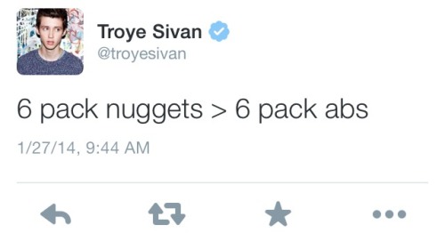 troyethesexynugget:procrastination-station13:ourtroylerinfinityy:natalielovees:The reason why I get 