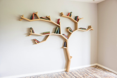 culturenlifestyle:  Homemade Bookshelves Constructed From Real Oak Resemble Trees by Dan Lee Owner and artist behind BespOak Interiors, Dan Lee first began making bookshelves, which resemble the architecture of trees after browsing through design ideas