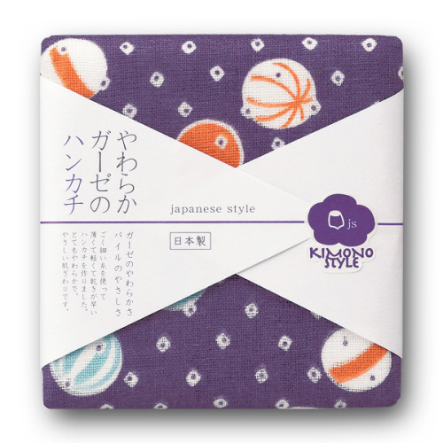 2011 Good Design Award winning towels with Japanese kimono motifs.