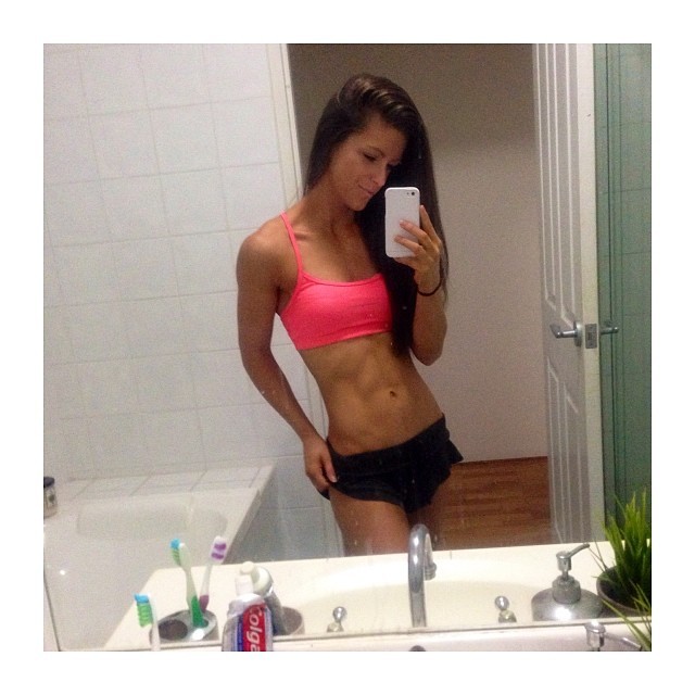 fitgymbabe:   More Sexy Fitness Babes on Tumblr The new workout video section has