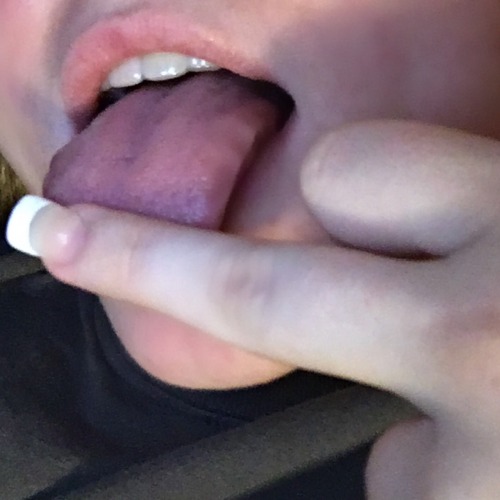 Porn baddestbabygirl:  Tasting my pussy juices photos
