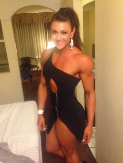 musculargirlsinmotion:  dress  Wow. ..