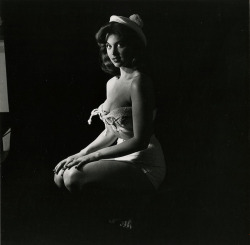 gmgallery:  Tina Louise by Bernard of Hollywood, 1950swww.stores.eBay.com/GrapefruitMoonGallery