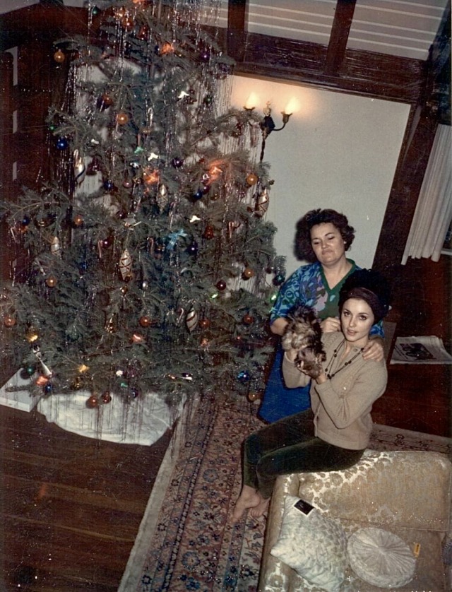 Christmas 1965, at Jay Sebring’s home on Easton Drive. Sharon and Jay began dating in 1964 and she moved into his home 