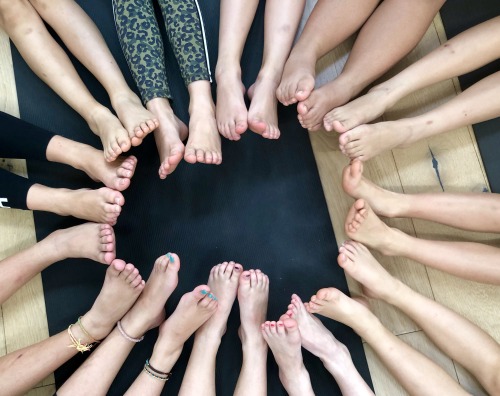 yummy-soles-toes: