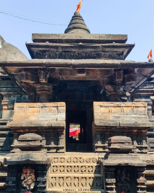 Karneshwar Temple, Sangameshwar, Ratnagiri, Maharashtra Dnyaneshwar Gajmal @mauli_gajmal wrote : S