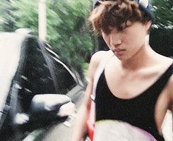 jongin-a-blog:  Kim Jongin forever killing us with his perfect body  (┛◉Д◉)┛彡┻━┻ 