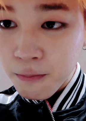 kihwon:pure and soft jiminnie for @lemonjimin‘s birthday ♡ 2/2 Keep reading
