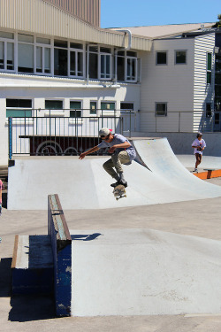 the-state-of-skate:  Skate | Street | Girls | Graffiti