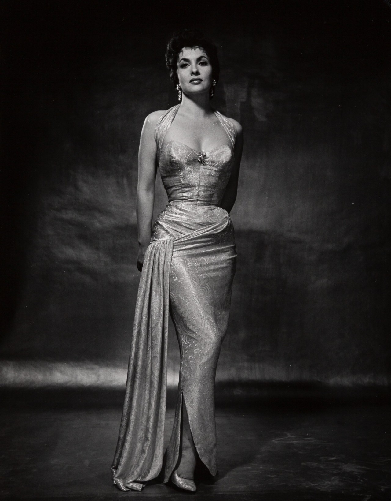 Gina Lollobrigida, 1956. Philippe Halsman, 1906-1979. Gelatin silver print