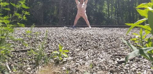 bigdaddy3650:  Nekkid on the tracks