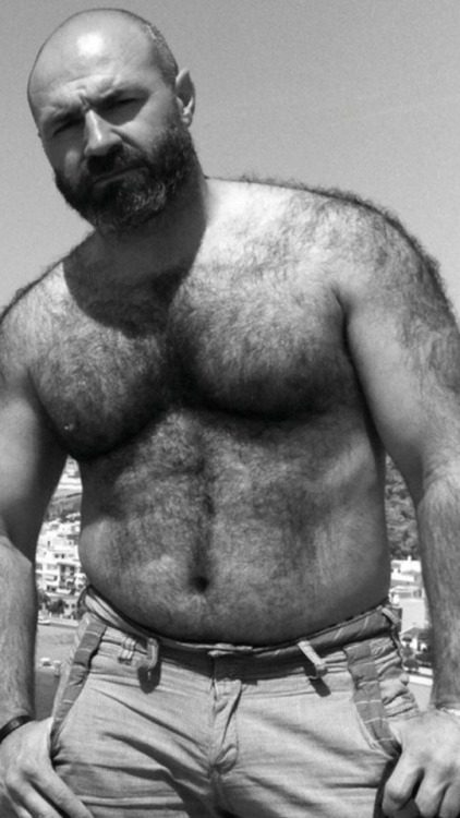 maturehotstuff: Mature chest fur - 006 maturehotstuff.tumblr.com/archivesuperdirty2.