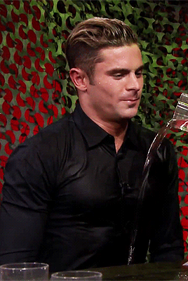 zacefronsbf:  Zac Efron on The Tonight Show Starring Jimmy Fallon (May 18th)