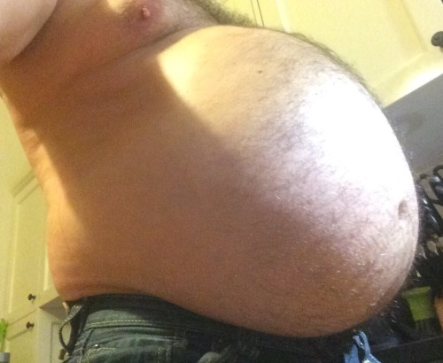 Sex fatguyworld:  bellycraze:I’m such a lazy pictures