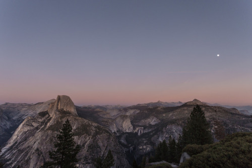 “Half Dome at Glacier Point inside of Yosemite National Park.” Photo by Daemaine Hines.Website | Ins