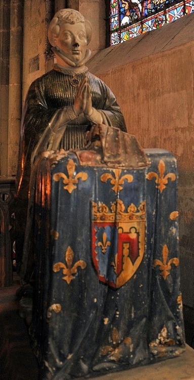 ca. 1416 statue of Jeanne de Boulogne, Duchess of Berry (c.1378-c.1424), by Jean de Cambrai (d.1438)