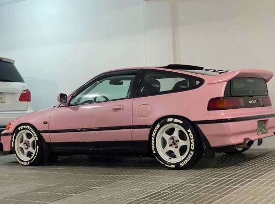 Spotted this beauty today (CRX EE8, fully stock apart from 90s alloys) : r/ Honda