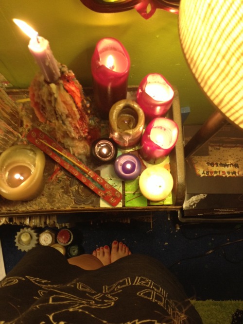 sheree142:We should vibe together sometime .