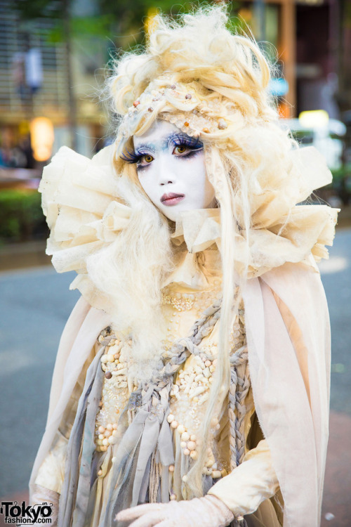 tokyo-fashion: Japanese shironuri artist Minori on the street in Harajuku wearing a handmade and vin