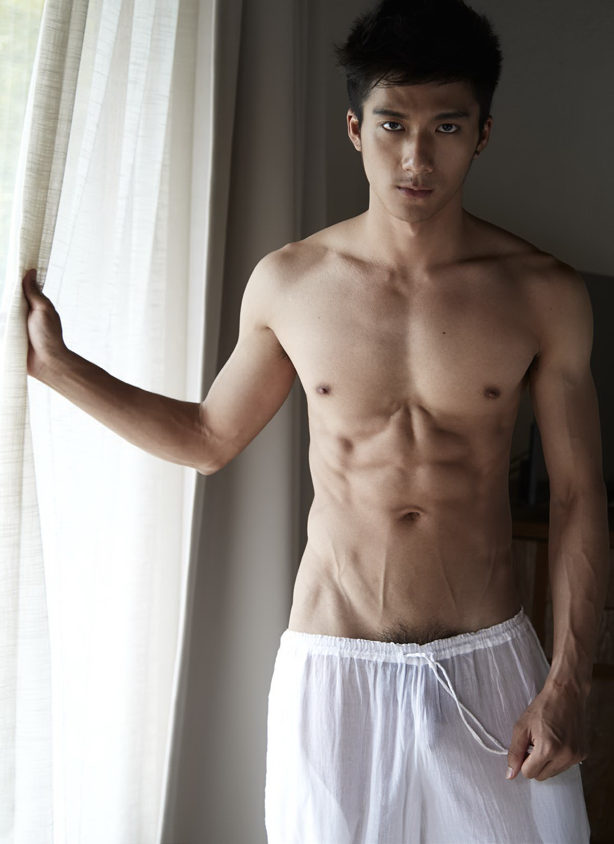 onlyasianhunks:   Jutapat Jarernsungnern-(Iknotus)^9