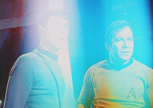 catpainkirk:  star trek tos colours - blue 