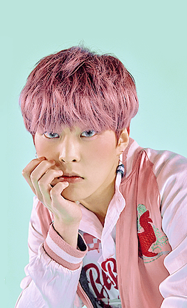 monoka:  lucky one teaser picturesÂ ðŸ€ 