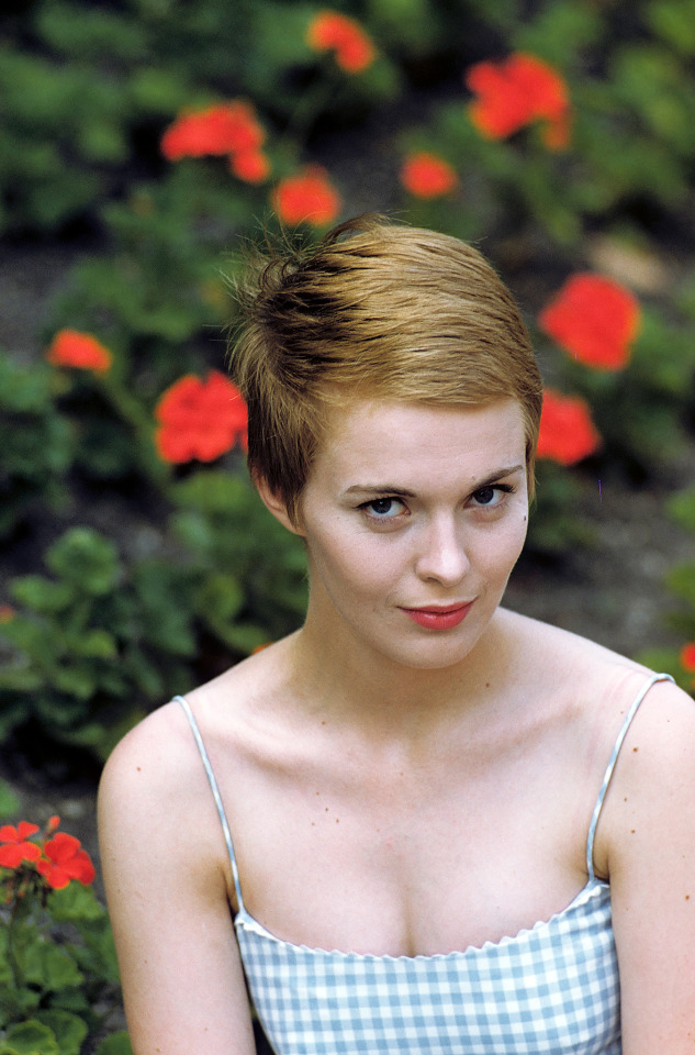Unseen photos of Jean Seberg photographed by René Vital for Paris Match, c. 1960.
Very special thanks to @ nastassjakinskis 