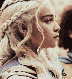 saltinthewounds:No squall could frighten Dany, though. Daenerys Stormborn, she was called, for she h