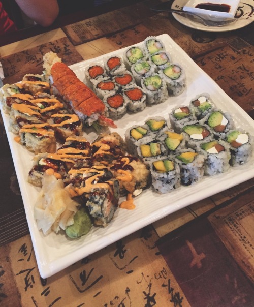 jewsquats:  All taken at my absolute favorite japanese restaurant in the entire state and they have unlimited sushi monday - saturday for ภ as well as specialty rolls (see the American Dream in all of them which is salmon, avocado and cream cheese fried
