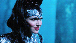 snowqveen:  Regina Mills + Pretty colors (✿◠‿◠) 