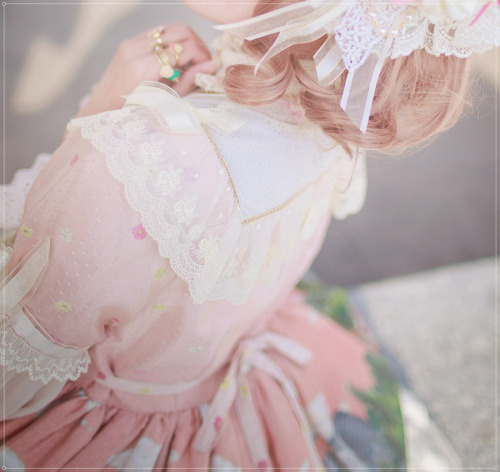 petit-cottage:  Labyrinth in the Reminiscent Mirror OP by evangelinecos 