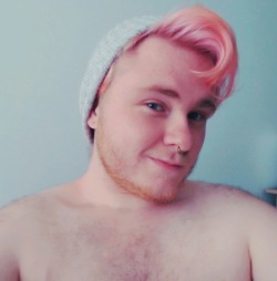 blissthecub:  Redyed my hair!!