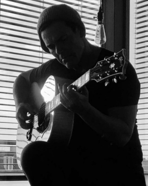 #RichardZeeKayDay #RZK #RichardZKruspe #Reesh #Scholle #Emigrate #guitar #gitarre #SingerSongwriter #FirstArsch