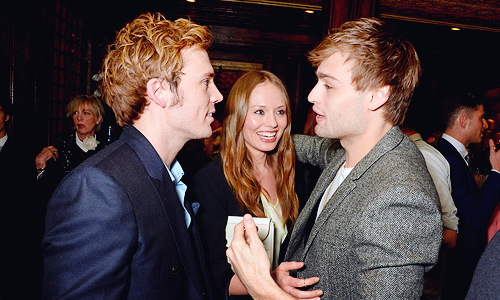 samclaflin-fans: All photos from the Harvey Weinstein’s Pre-BAFTA Dinner [x]