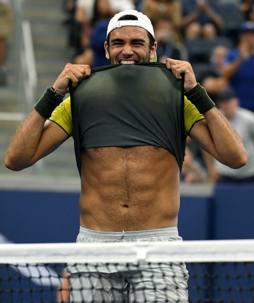 athletic-collection: Matteo Berrettini