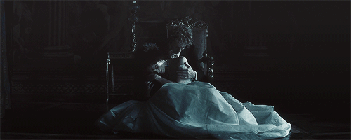 theqveenofthorns:Aaron Taylor-Johnson and Keira Knightley in Anna Karenina (2012)