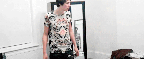 huphilpuffs:100 Days of London Flat Memories → (1/100)THE WARDROBE