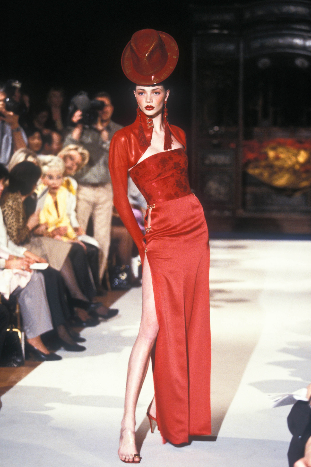 arianavscouturevault:Christian Dior by John Galliano Ready-To-Wear Fall ...