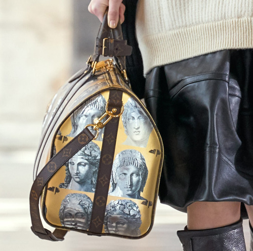 Trendy Bag for FW21: Classic inspired handbag.- Louis Vuitton Speedy handbag.Loewe, Louis Vuitton, T