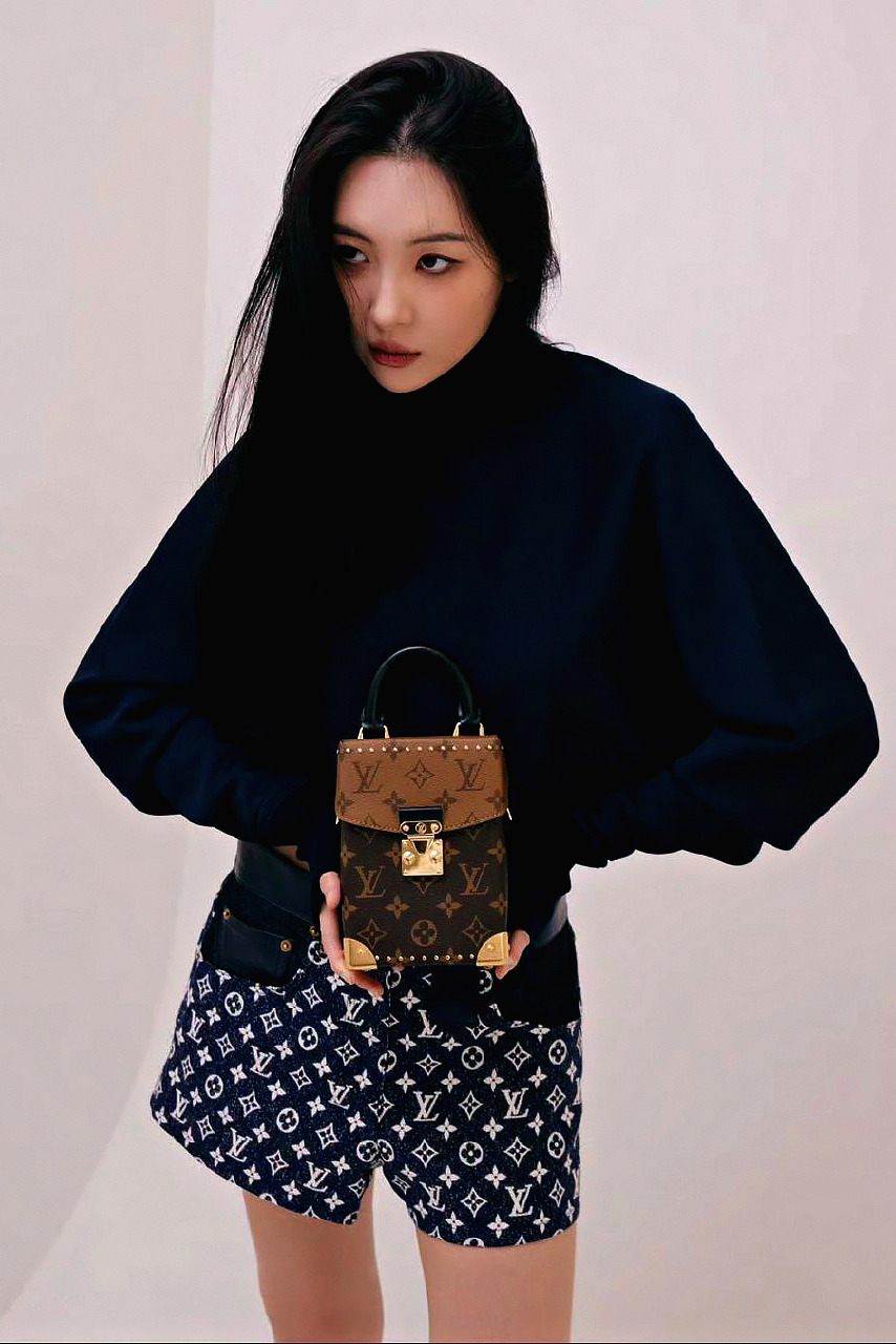 we are in noir — Sunmi for Louis Vuitton 2023