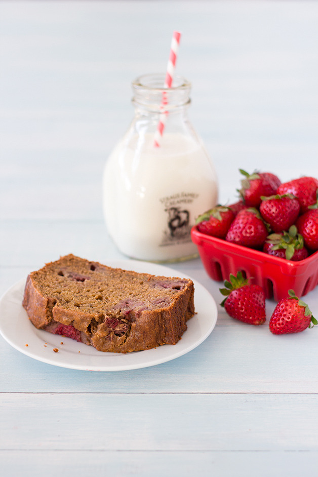 quelloras:  foodffs:  Roasted strawberry banana bread Really nice recipes. Every