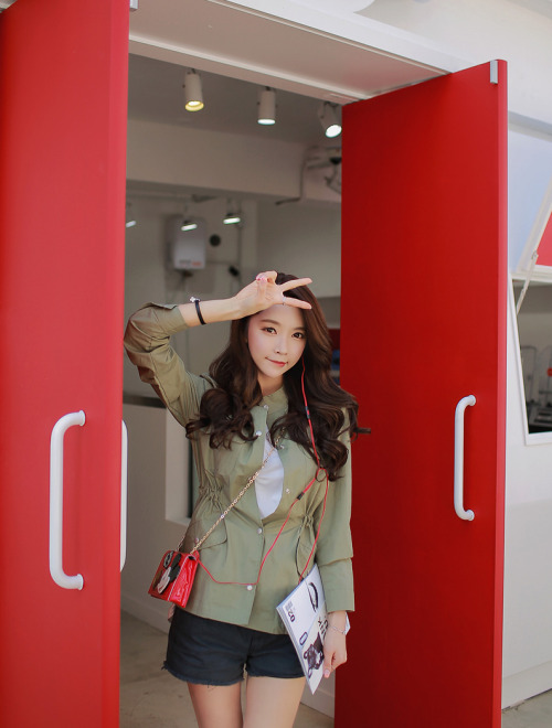 Park SooYeon - April 27, 2015 4th Set